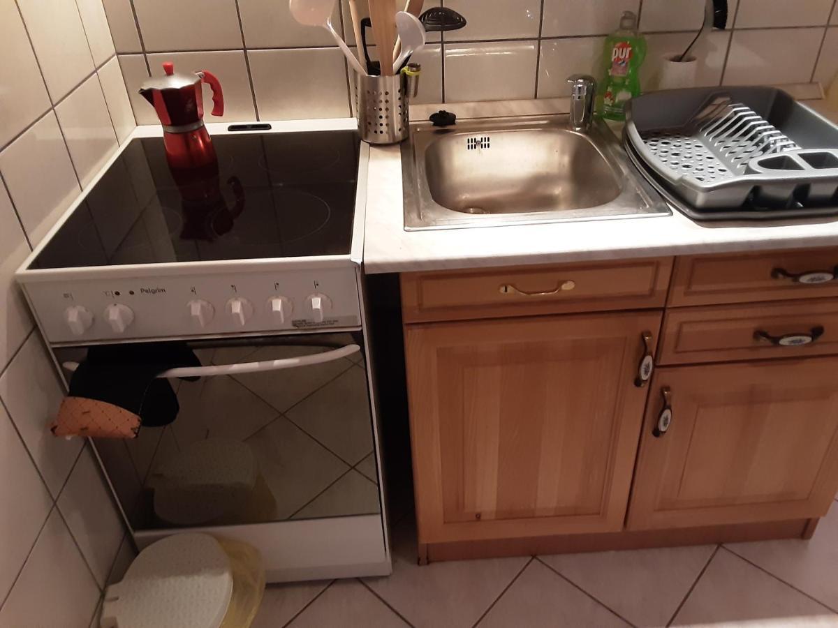 Jozefin Apartman Heviz Exterior photo