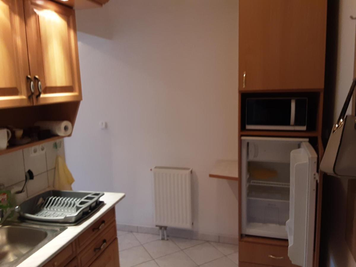 Jozefin Apartman Heviz Exterior photo